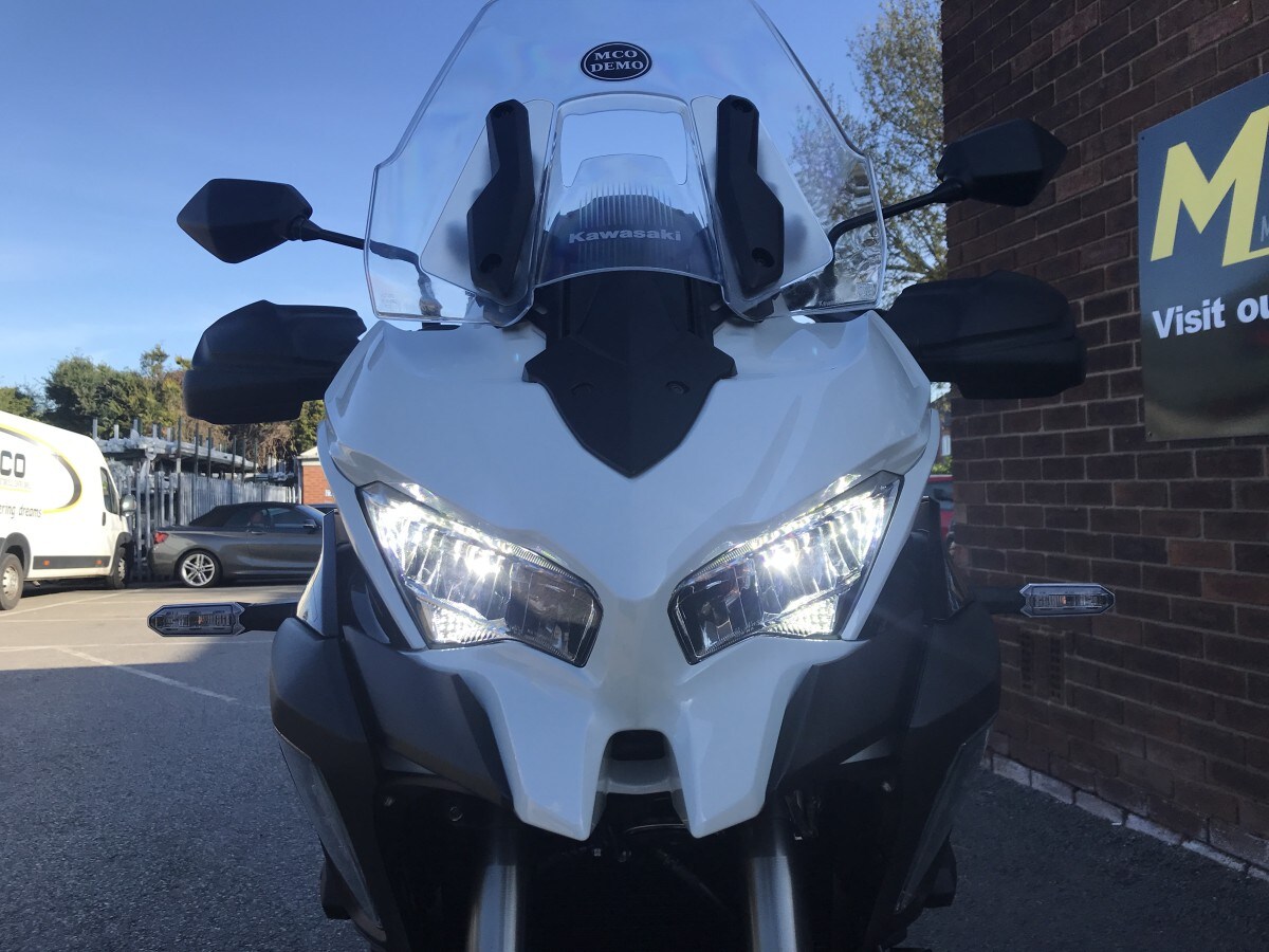 Kawasaki Versys 1100-SE KLZ1100 CSFNN