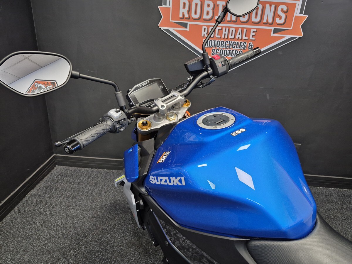 Suzuki GSXS 1000 RQ2 M3