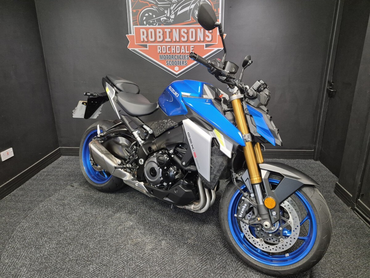 Suzuki GSXS 1000 RQ2 M3