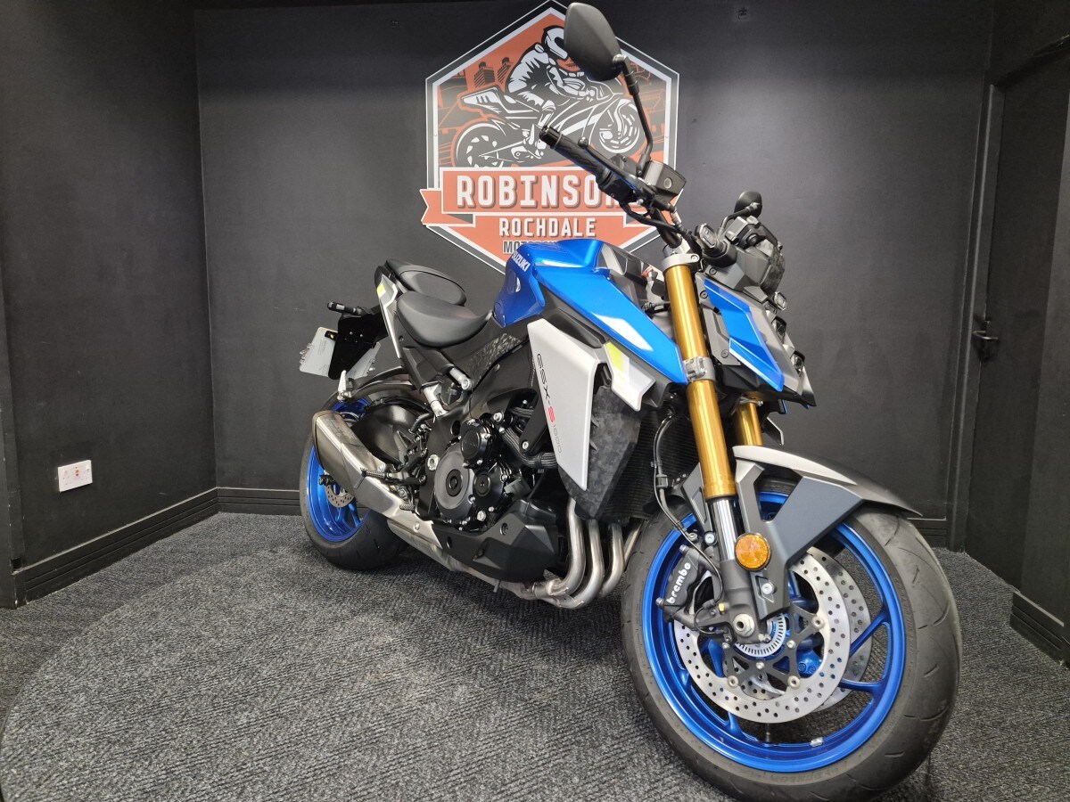 Suzuki GSXS 1000 RQ2 M3