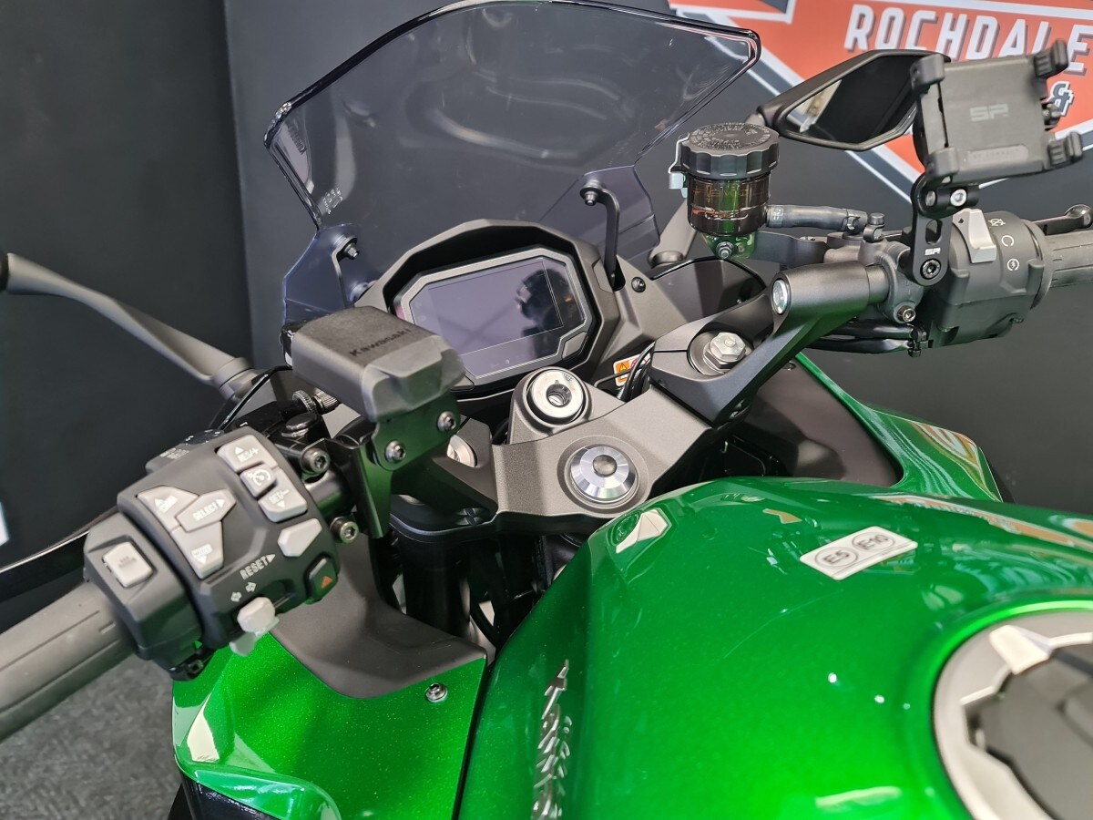 Kawasaki Ninja 1100SX SE Performance Tourer