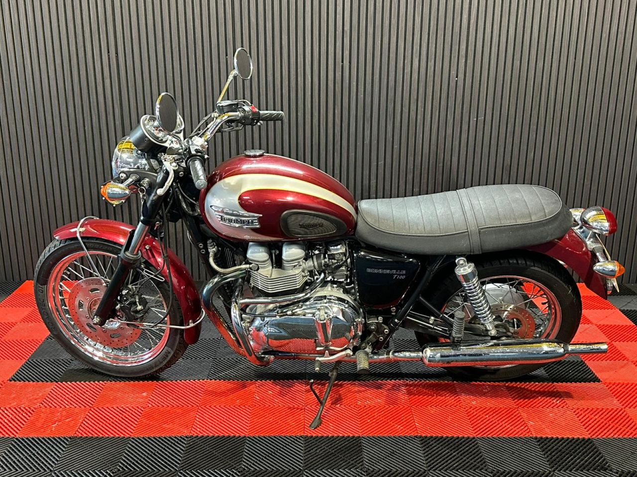 Used Triumph Bonneville T100 for sale - 78552415: Photo 10