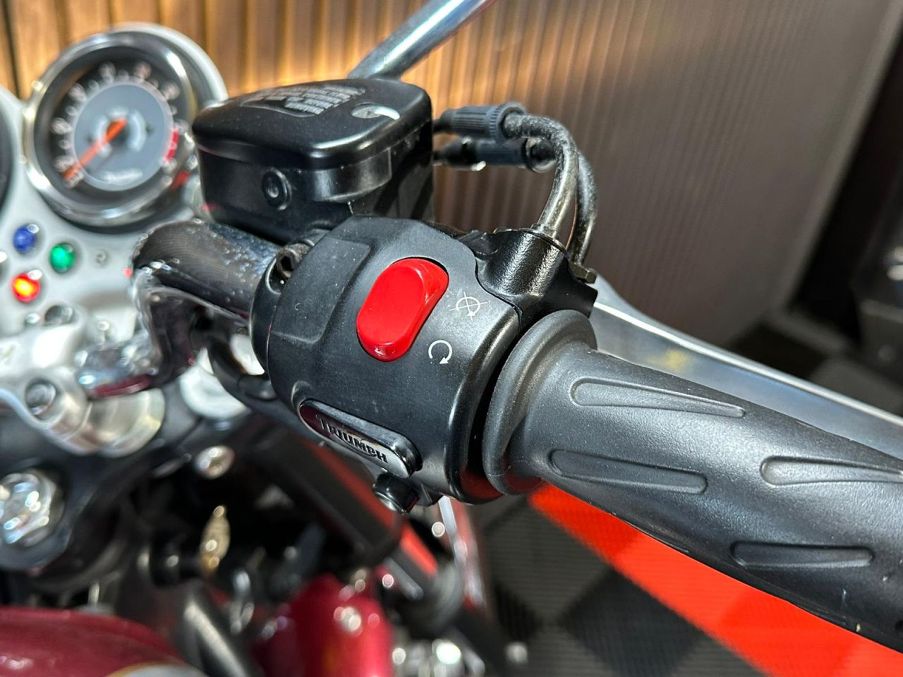 Used Triumph Bonneville T100 for sale - 78552415: Photo 21