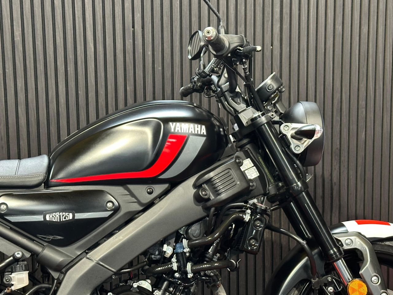 Used Yamaha XSR125 for sale - 78435692: Photo 24