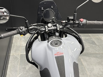 Used Royal Enfield Himalayan 450 2024 for sale - bike-78165226: Photo