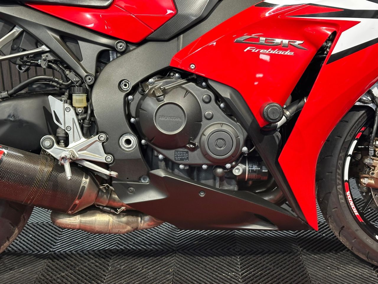 Used Honda CBR1000RR Fireblade for sale - 78434410: Photo 15