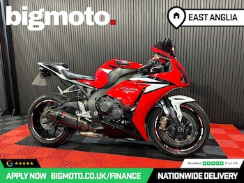 Used Honda CBR1000RR Fireblade undefined for sale - bike-78434410: Photo