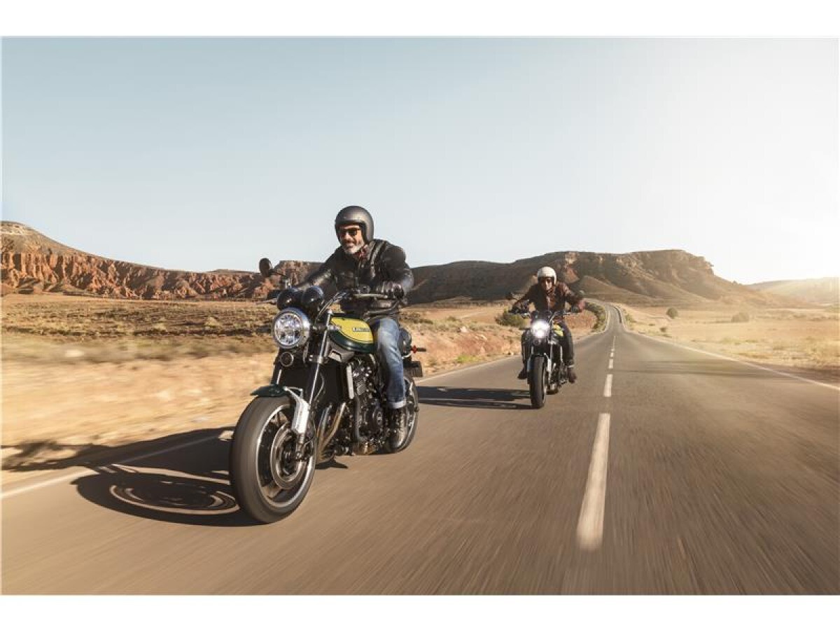 Kawasaki Z900RS ZR900KSFBB RD1