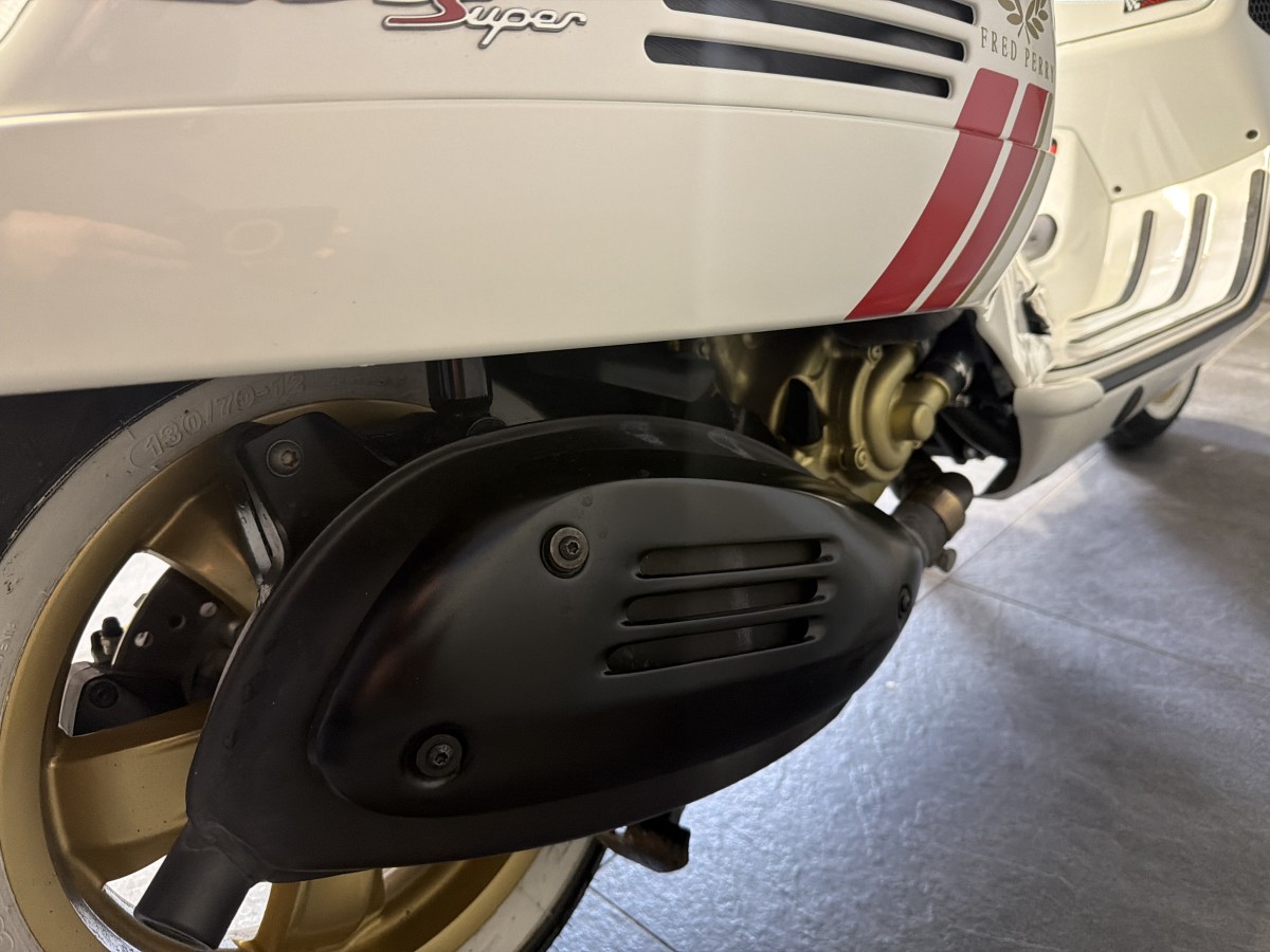 Used Piaggio VESPA GTS 300 RACING 2022 for sale - 78165362: Photo 14