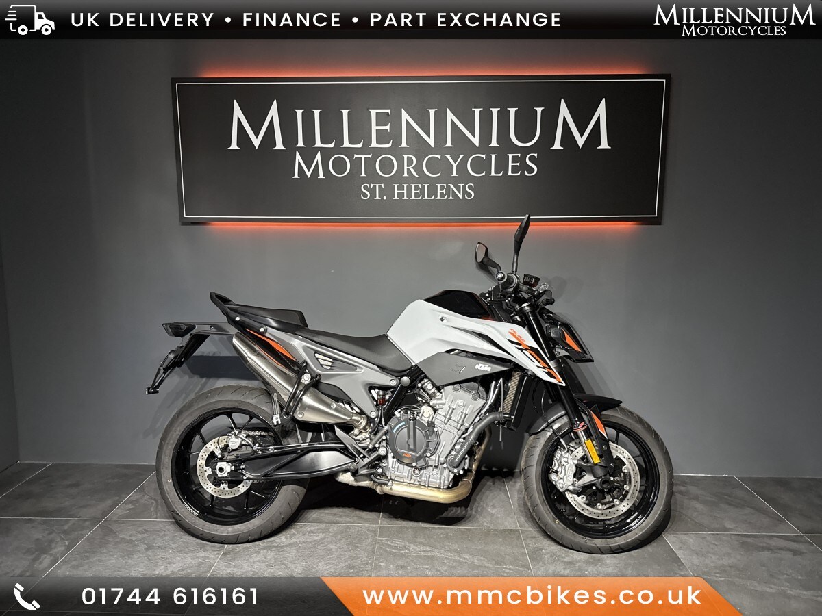 KTM 790 DUKE INCLUDES TECH PACK