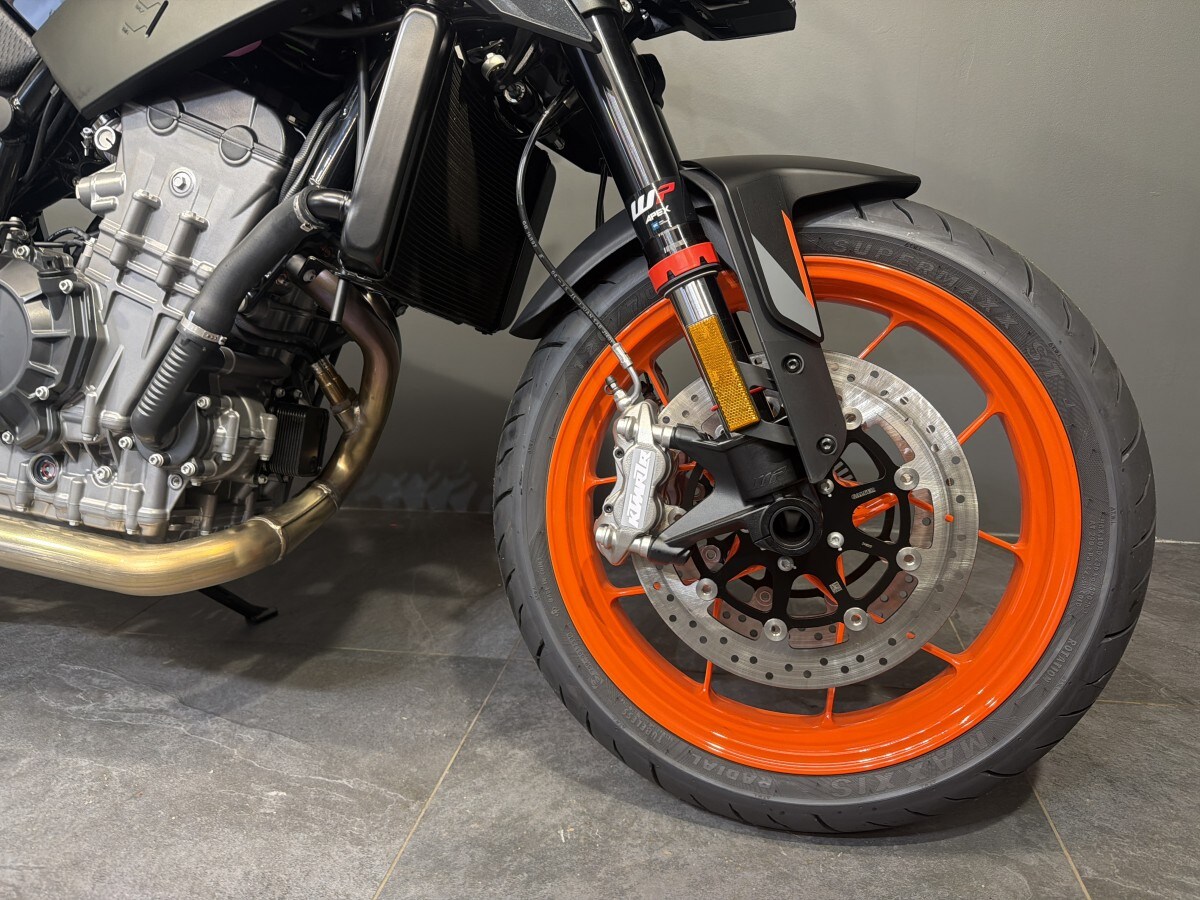 KTM 790 DUKE INCLUDES TECH PACK