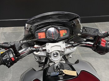 Used Suzuki GSR600 2007 for sale - bike-78165243: Photo