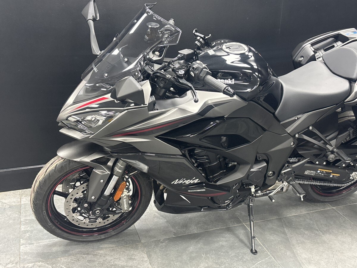 Kawasaki Ninja 1100 SX SE Tourer