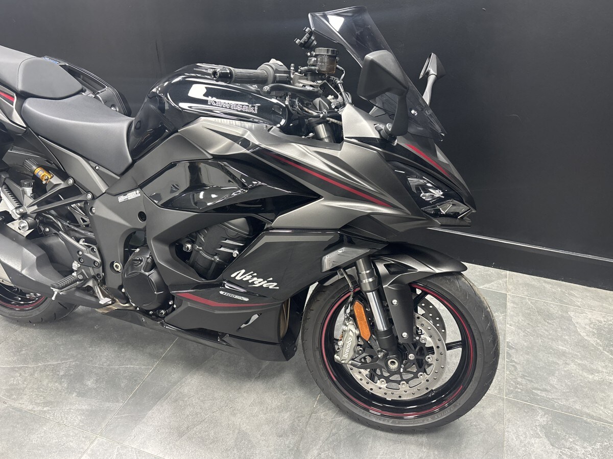 Kawasaki Ninja 1100 SX SE Tourer