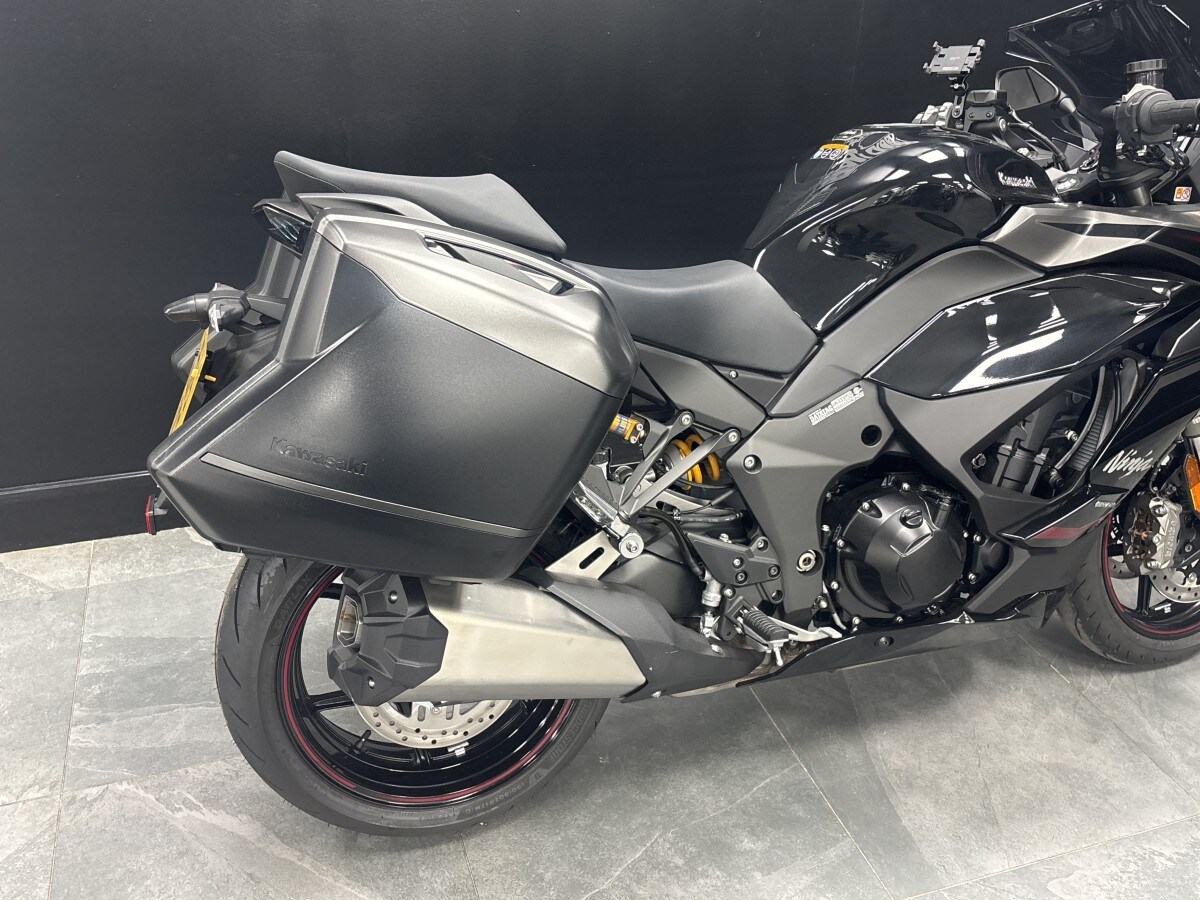 Kawasaki Ninja 1100 SX SE Tourer