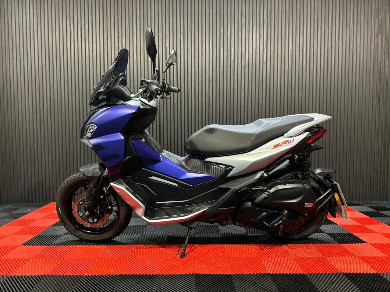 Used Aprilia SR GT for sale - 78435538: Photo 10