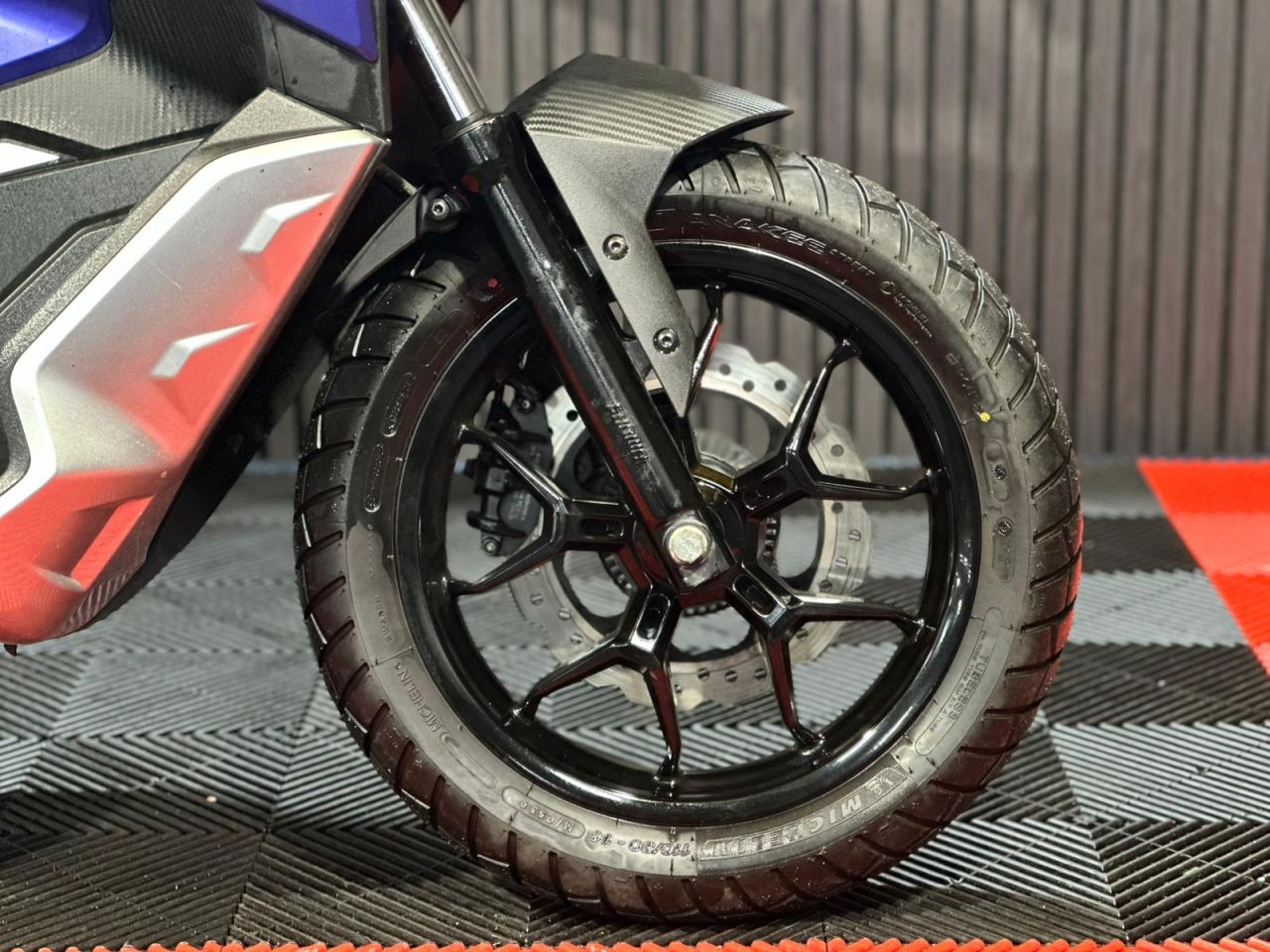 Used Aprilia SR GT for sale - 78435538: Photo 14