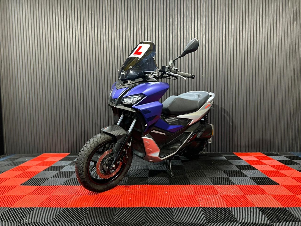 Used Aprilia SR GT for sale - 78435538: Photo 9