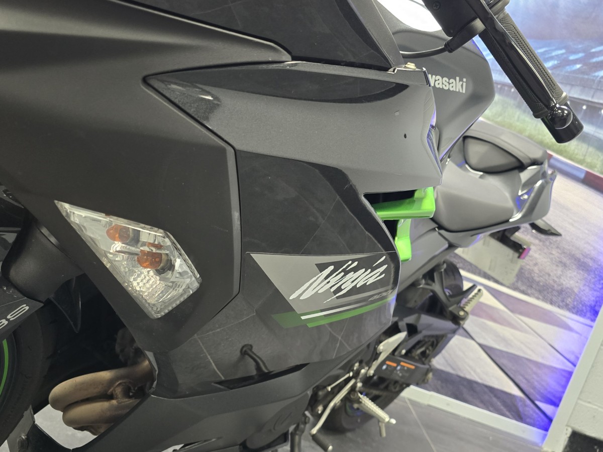 Kawasaki NINJA 400