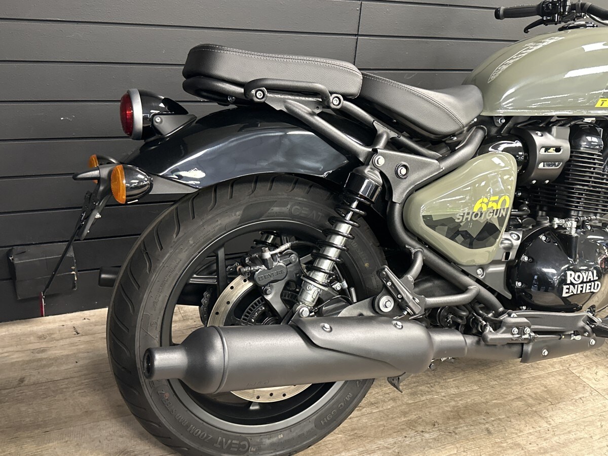 Royal Enfield Shotgun 650