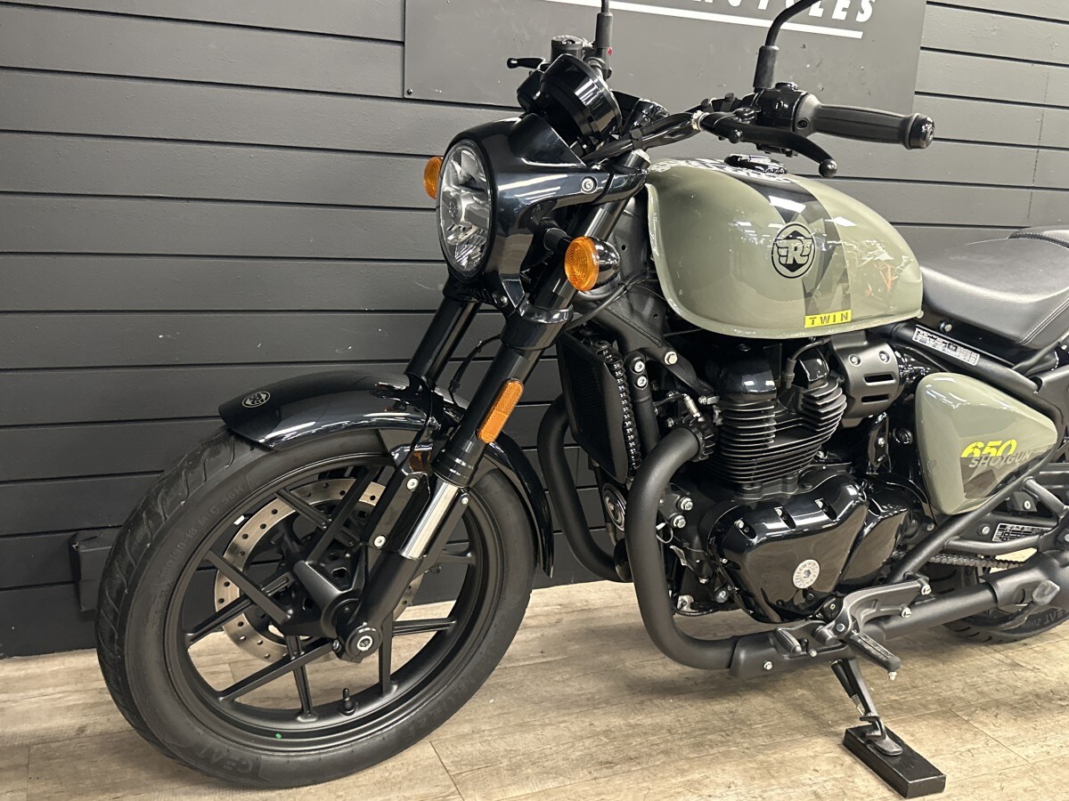 Royal Enfield Shotgun 650