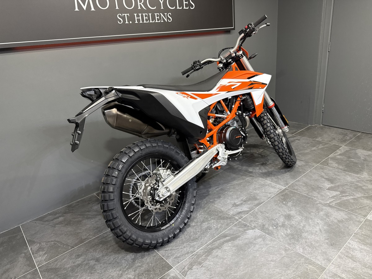 KTM 690 Enduro R