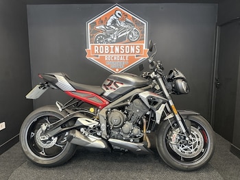 Used Triumph STREET TRIPLE RS 2022 for sale - bike-77868028: Photo