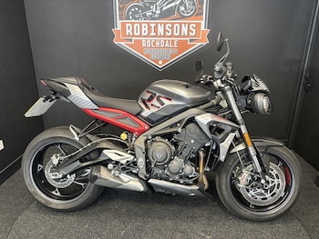 Used Triumph STREET TRIPLE RS 2022 for sale - bike-77868028: Photo