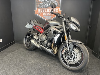 Used Triumph STREET TRIPLE RS 2022 for sale - bike-77868028: Photo