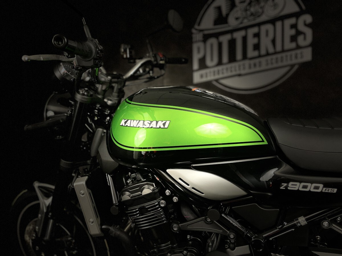 Kawasaki Z900RS ZR900KSFAB BK1