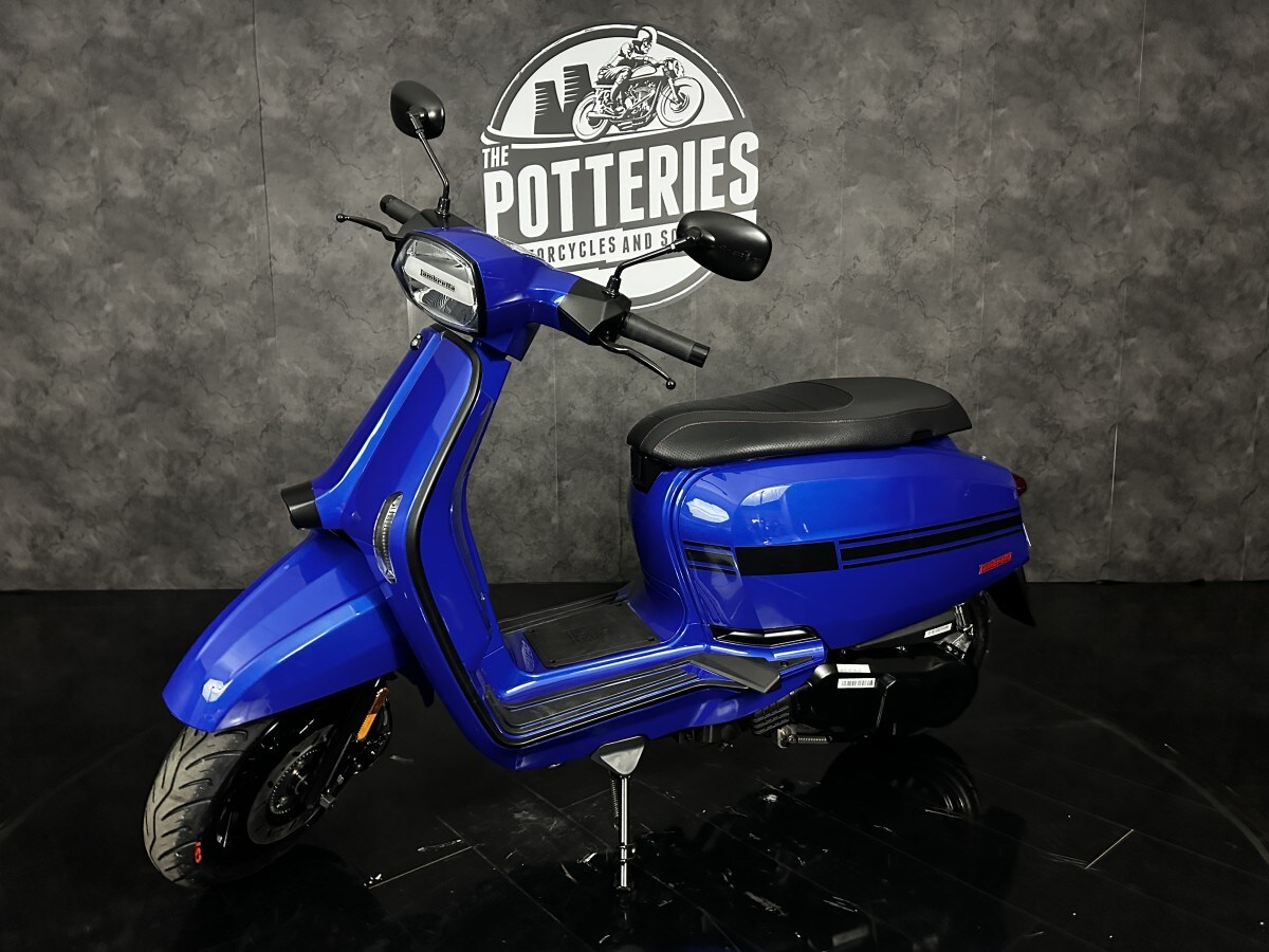 Lambretta V125 Flex Fender