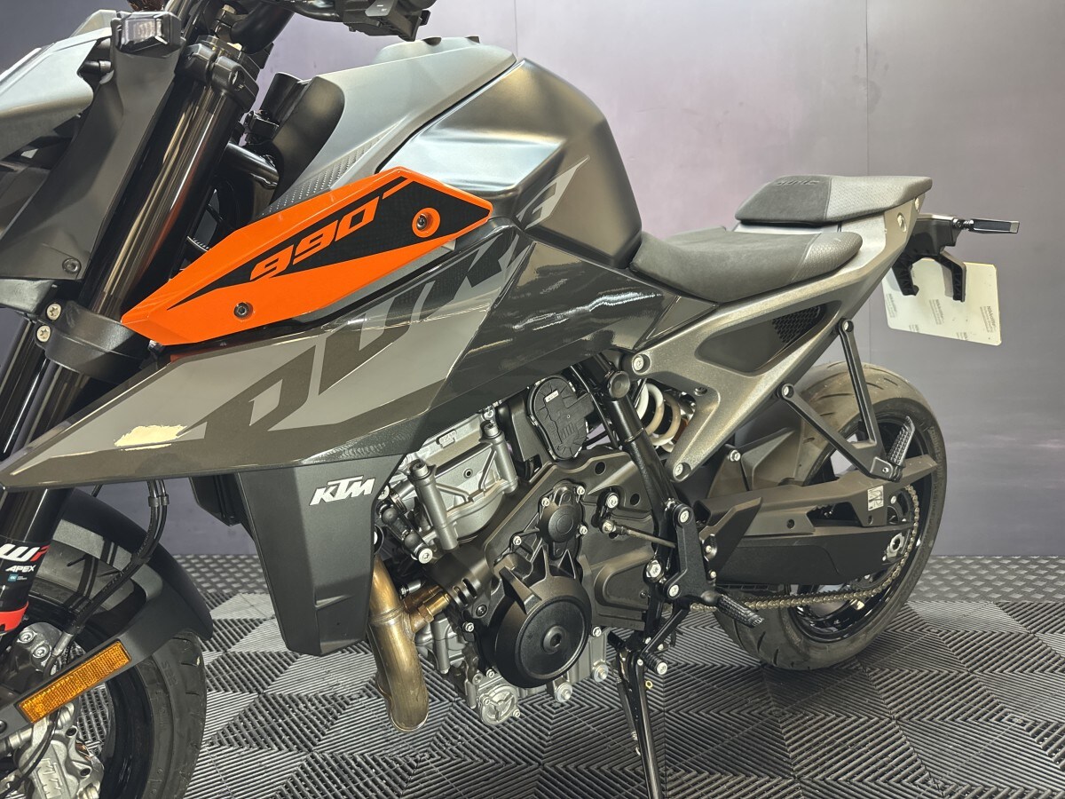 KTM 990 DUKE
