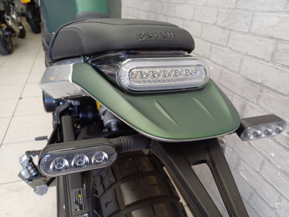 Benelli Leoncino 800 Trail