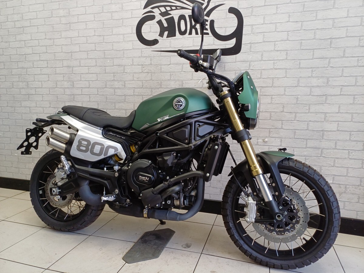 Benelli Leoncino 800 Trail
