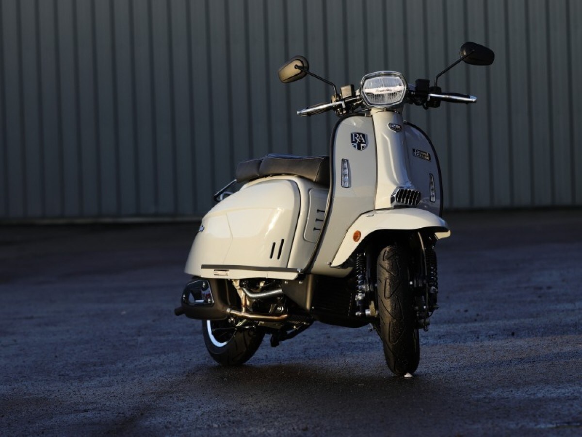 Royal Alloy GP 300 S LC ABS