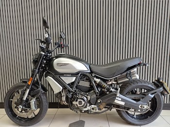 Used Ducati SCRAMBLER 1100 PRO DARK 2021 for sale - bike-77867599: Photo