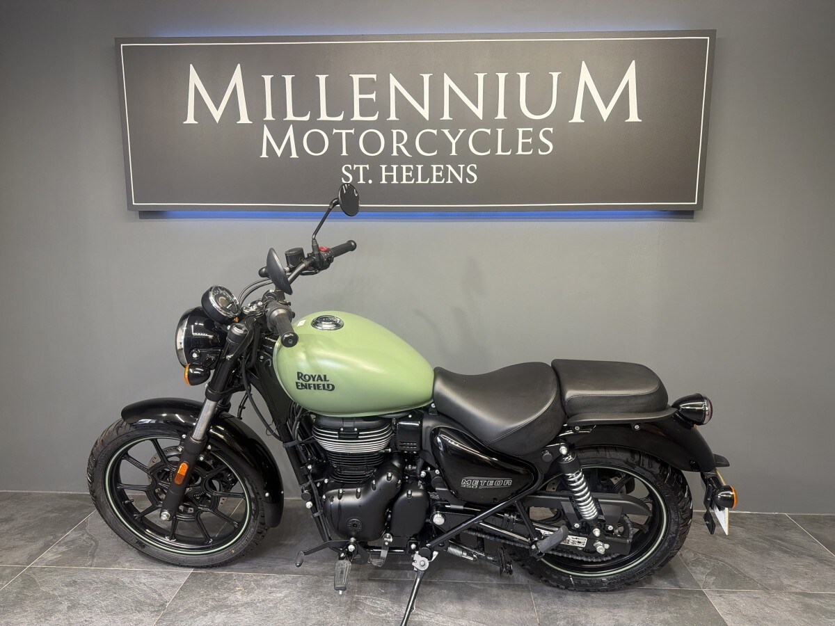 Royal Enfield METEOR 350 E5