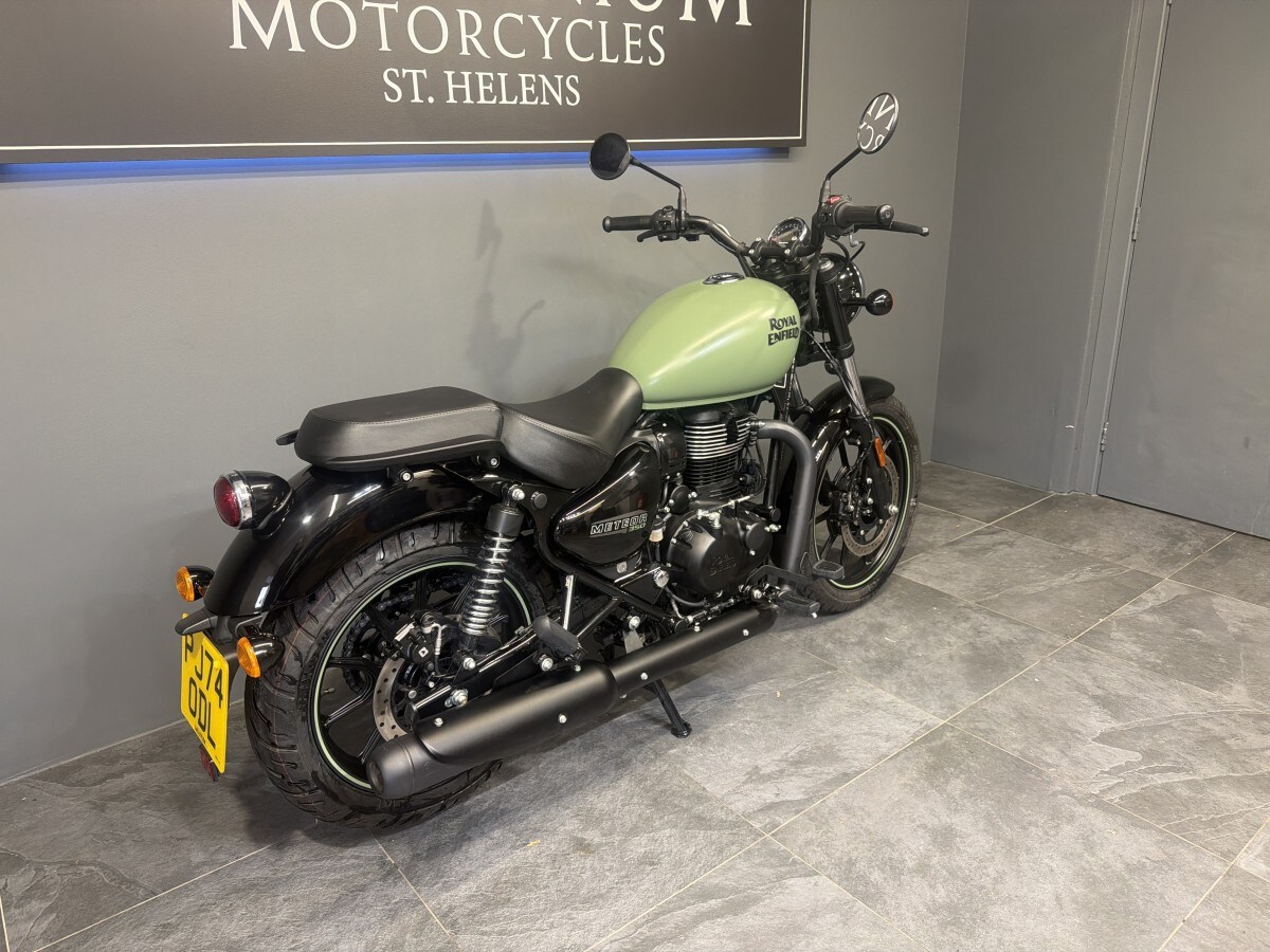 Royal Enfield METEOR 350 E5