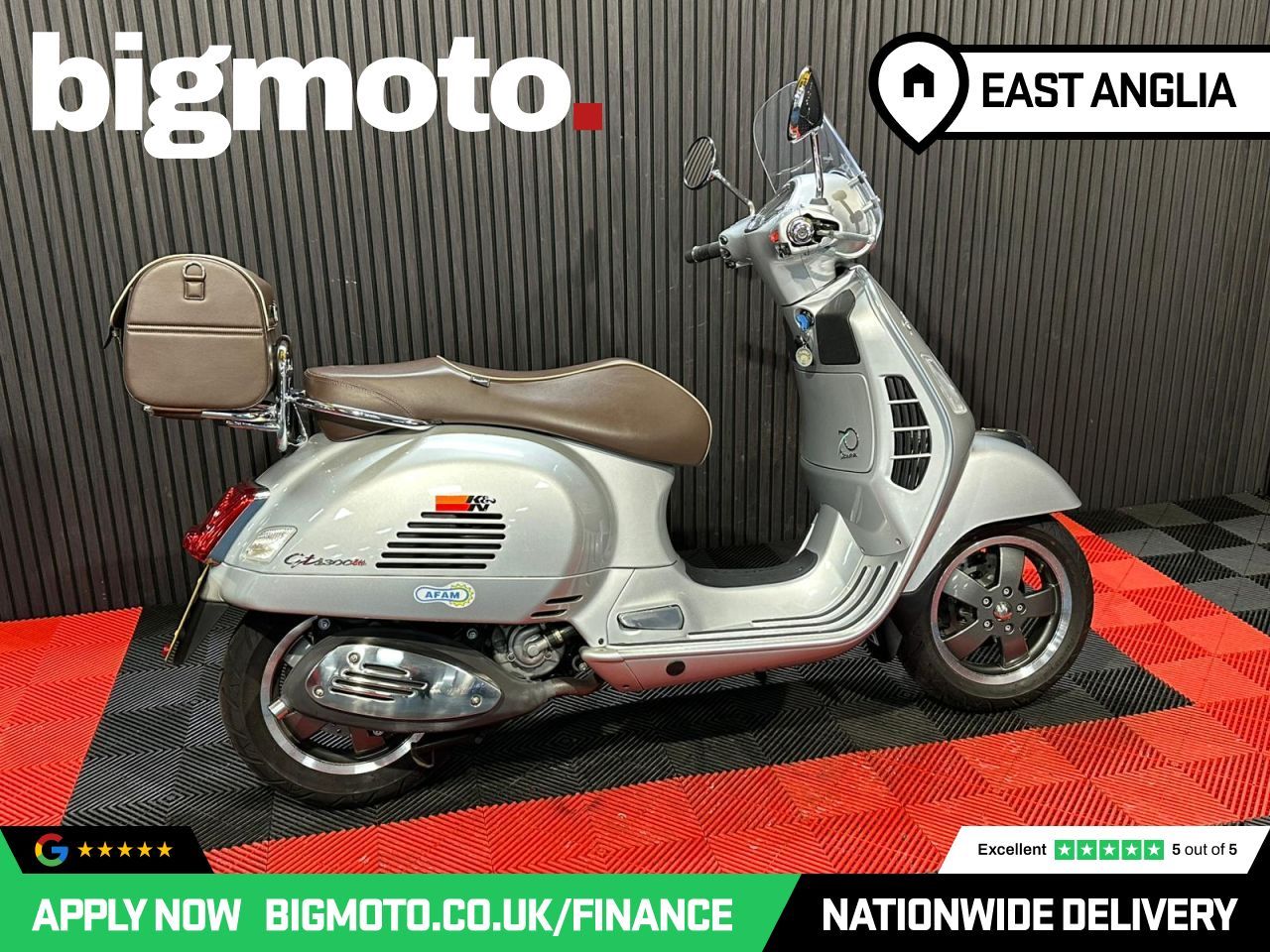 Used Piaggio Vespa GTS for sale - 78435240: Photo 4