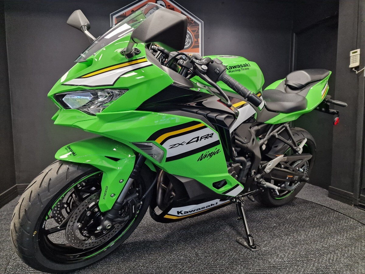Kawasaki ZX4 RR