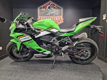 Used Kawasaki ZX4 RR undefined for sale - bike-77868112: Photo