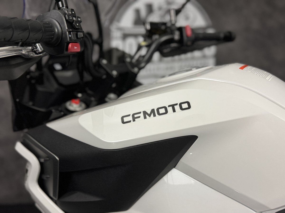CFMOTO 700 MT