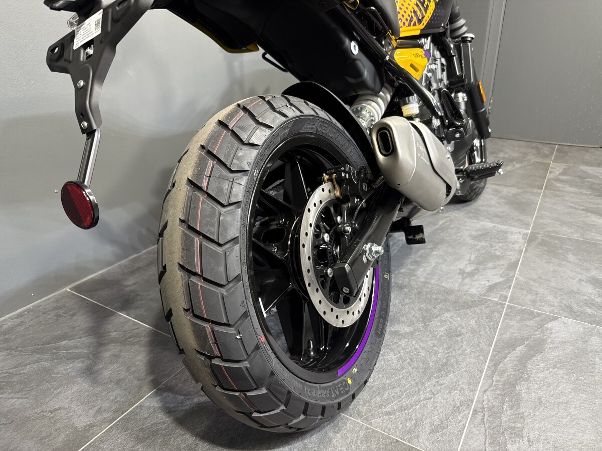 Royal Enfield Guerrilla 450