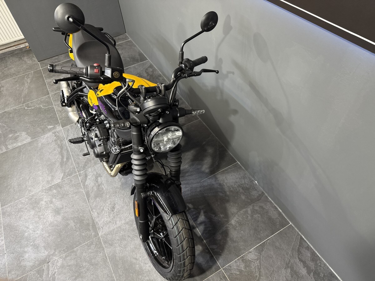 Royal Enfield Guerrilla 450