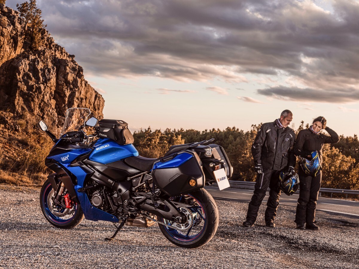 Suzuki GSX-S1000 GT+