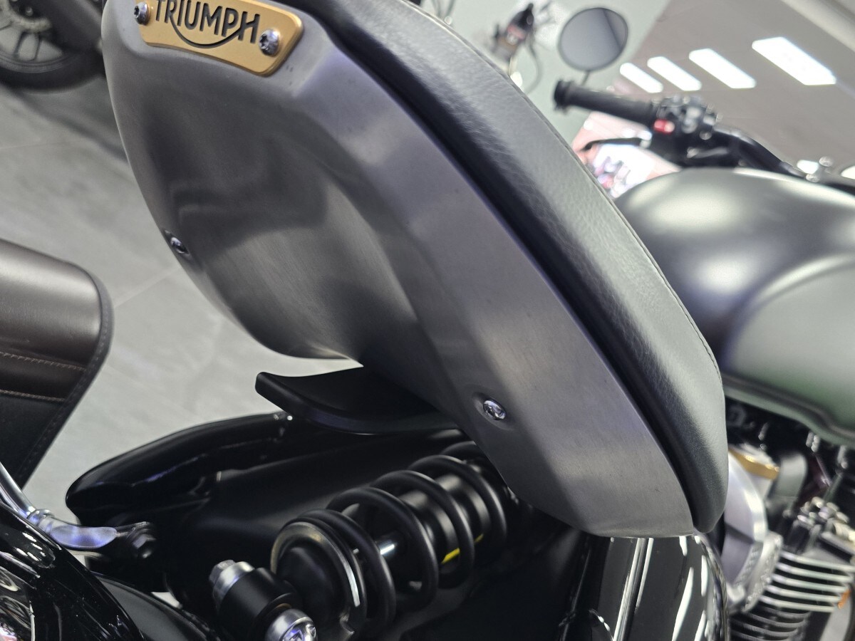 Triumph BONNEVILLE BOBBER