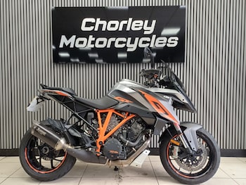 Used KTM 1290 SUPERDUKE GT 2017 for sale - bike-77866518: Photo