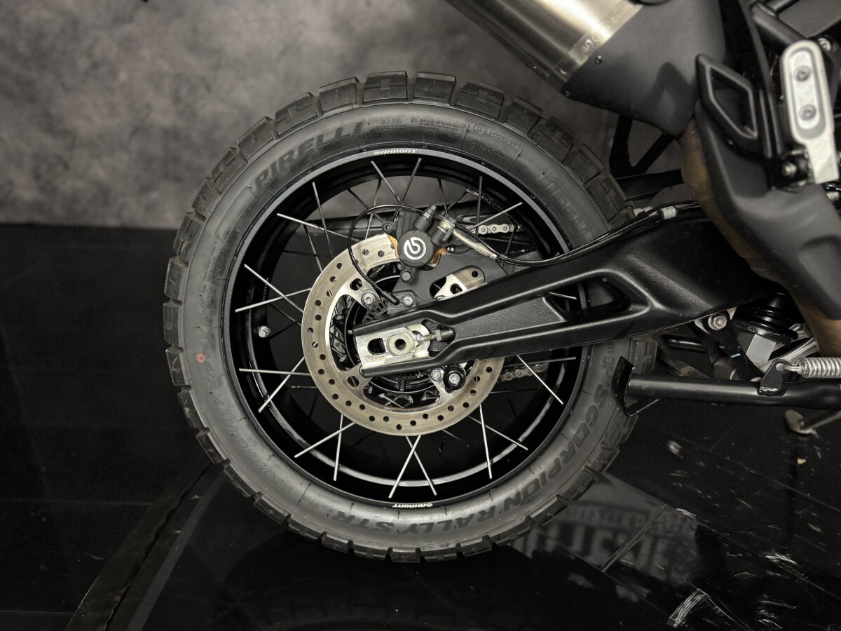 Triumph TIGER 900 BOND EDITION