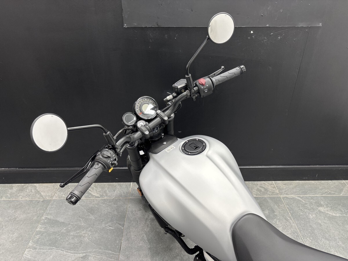 Royal Enfield GUERRILLA 450