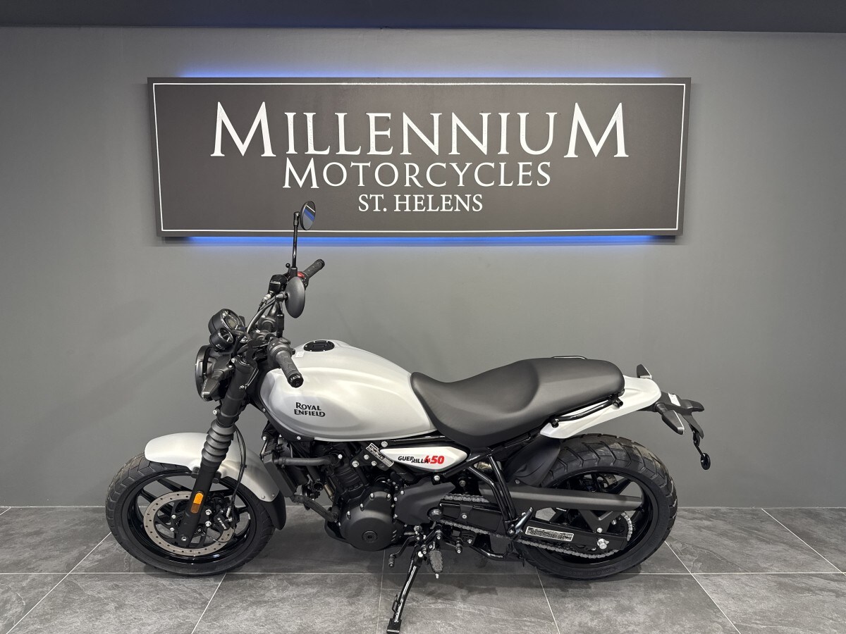 Royal Enfield Guerrilla 450 SPECIAL OFFER